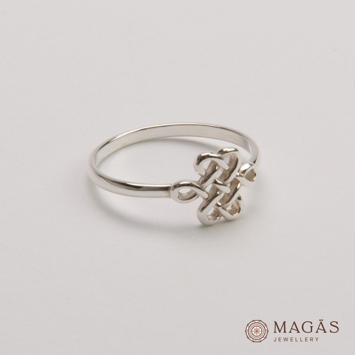 Anillo Nudo Protector en Plata 925