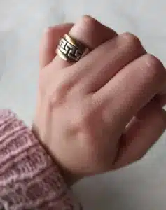 Anillo Guarda Griega Ancho en Plata 925 y doublé de oro